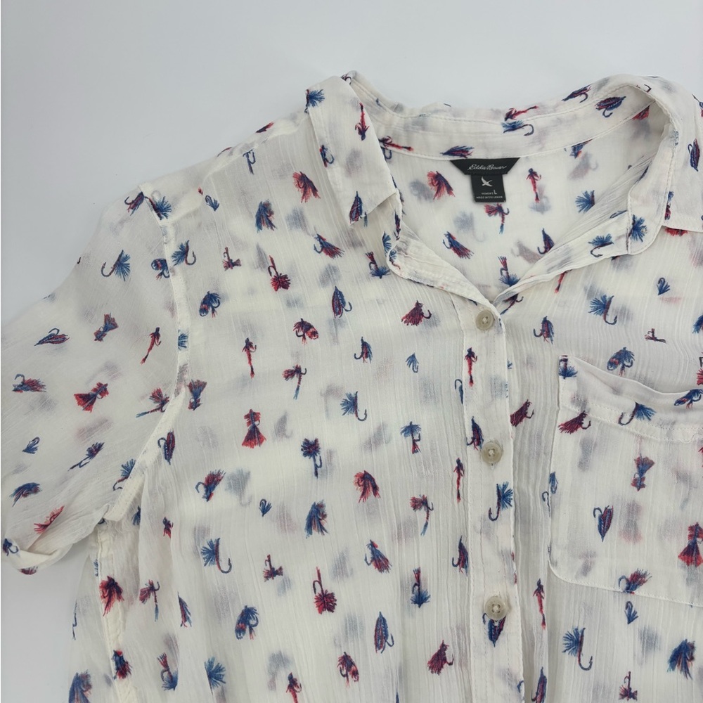 Eddie Bauer Women's L Fly Fishing Lure Print Shirt Short Sleeve Cotton White